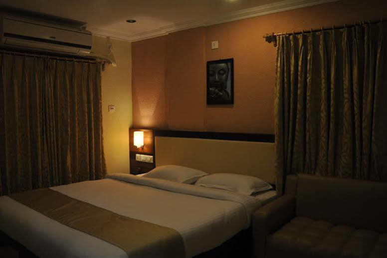 Moments Hotel Calcutta Eksteriør billede