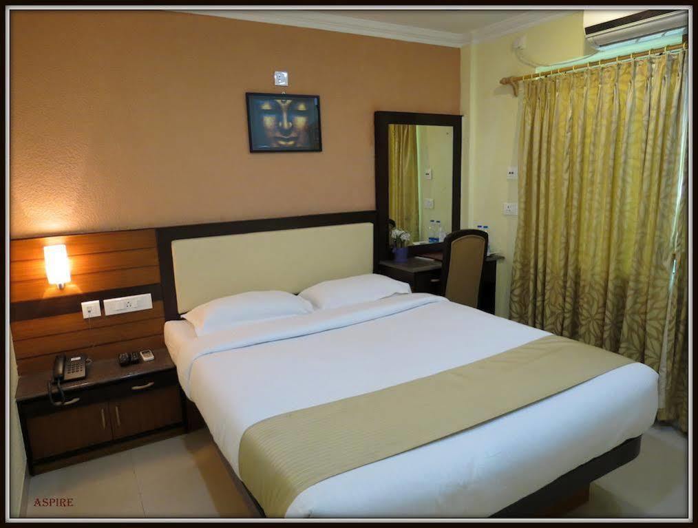 Moments Hotel Calcutta Eksteriør billede